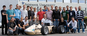 SDU Vikings Racing Team - Group photo with Viking I